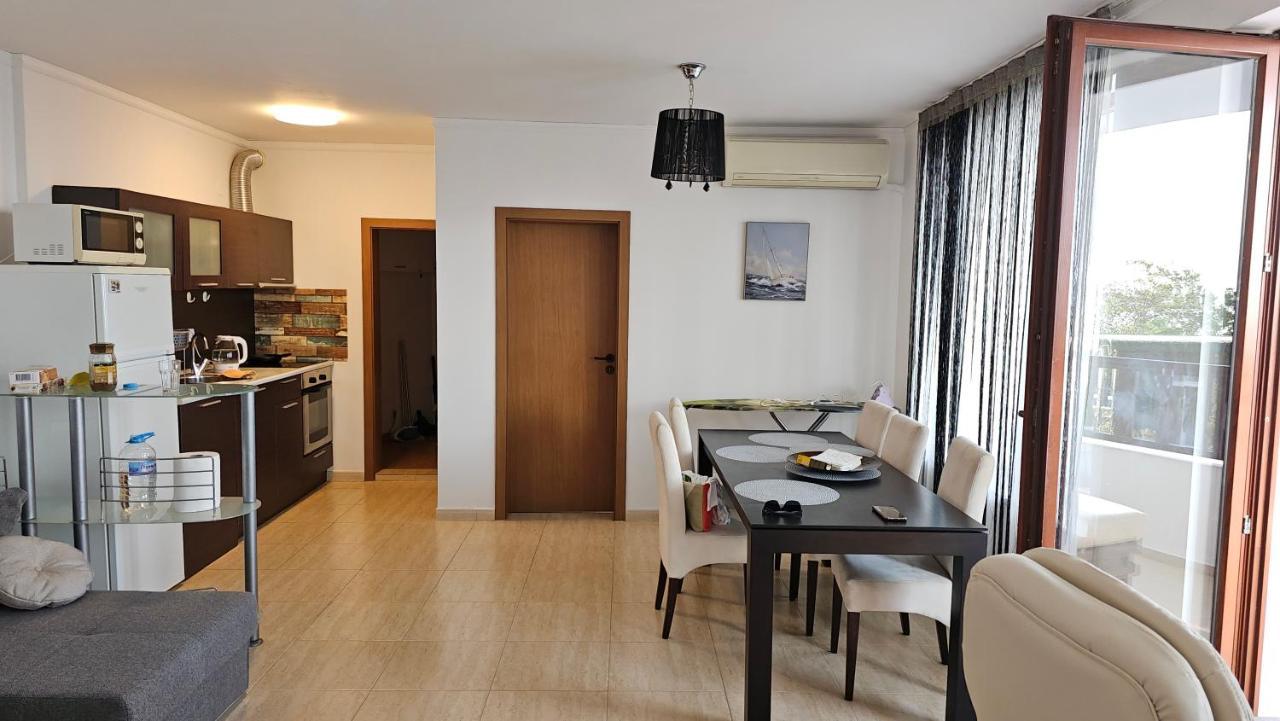 Complex Top Apartment Sveti Vlas Exteriér fotografie